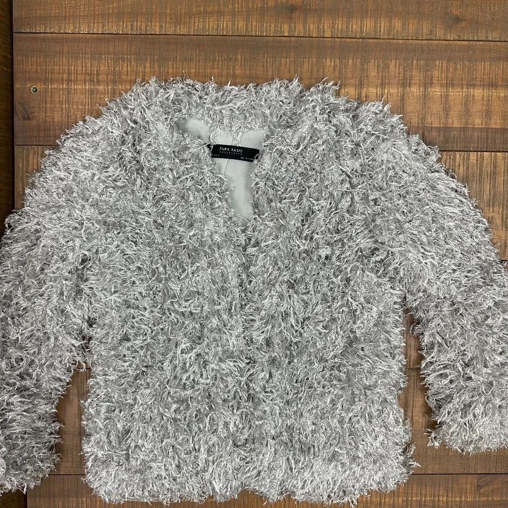 ZARA FAUX FUR SILVER JACKET. EXCELLENT CONDITION. SIZE S - Picture 3 of 5